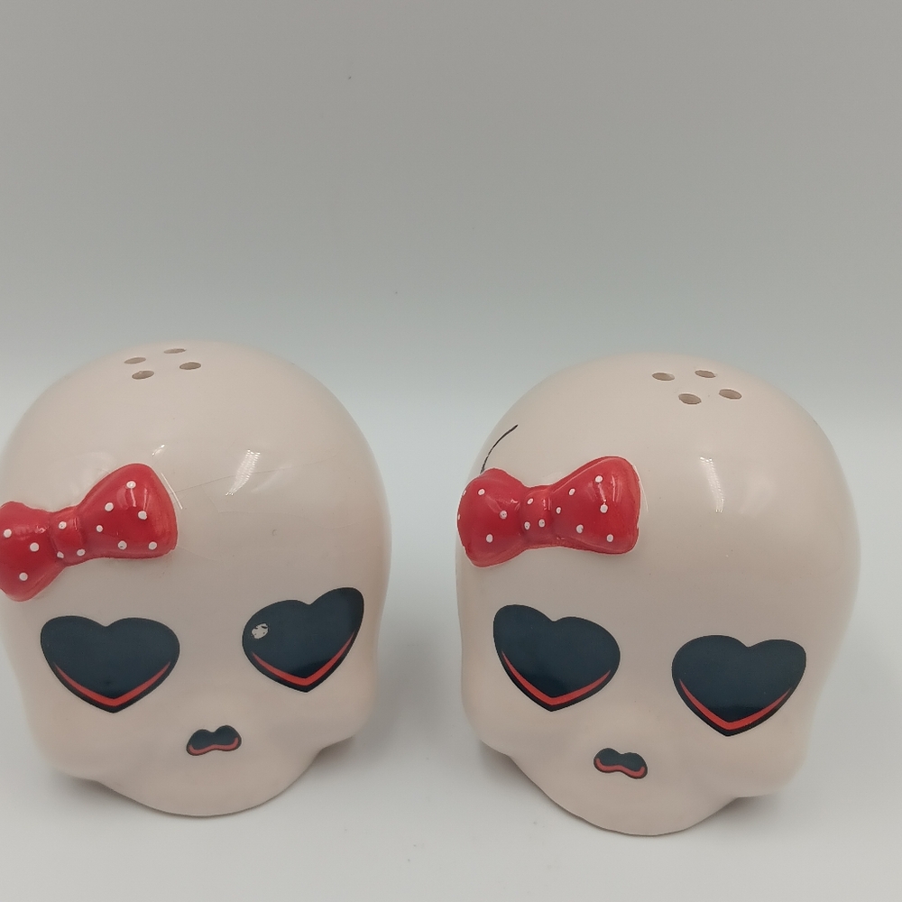 Sourpuss Girly Salt and Pepper Shakers